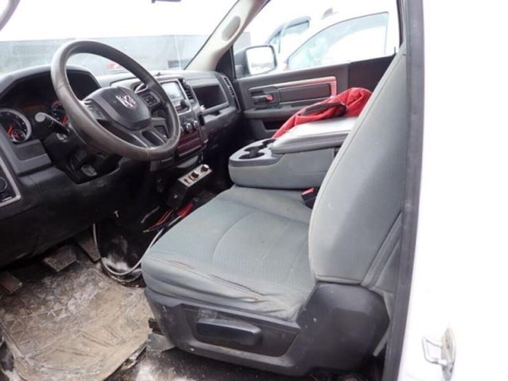 2015-dodge-ram-1500-image-10