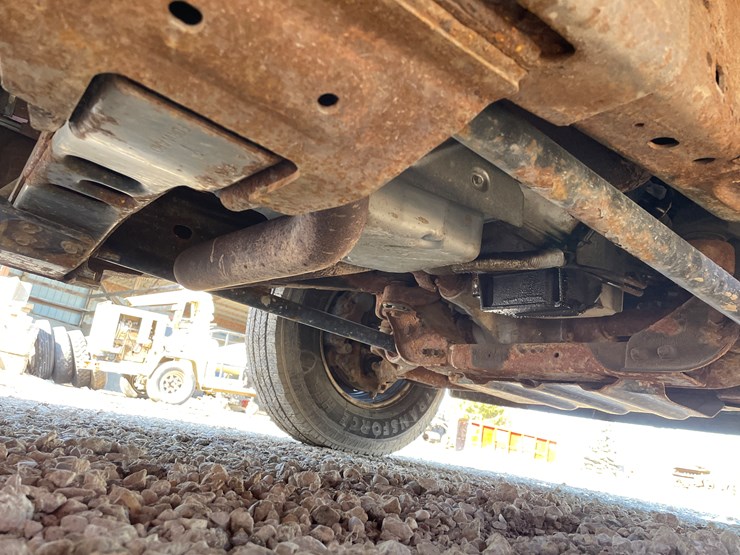 2012-gmc-3500hd-image-15