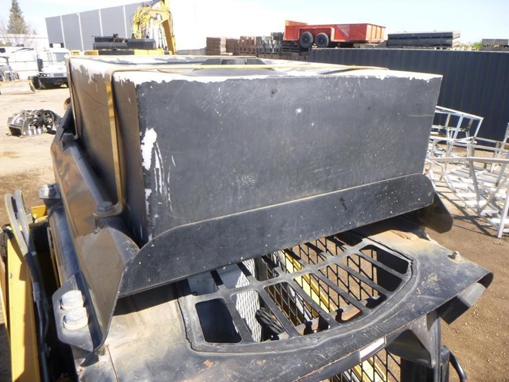 2010-caterpillar-246c-image-12