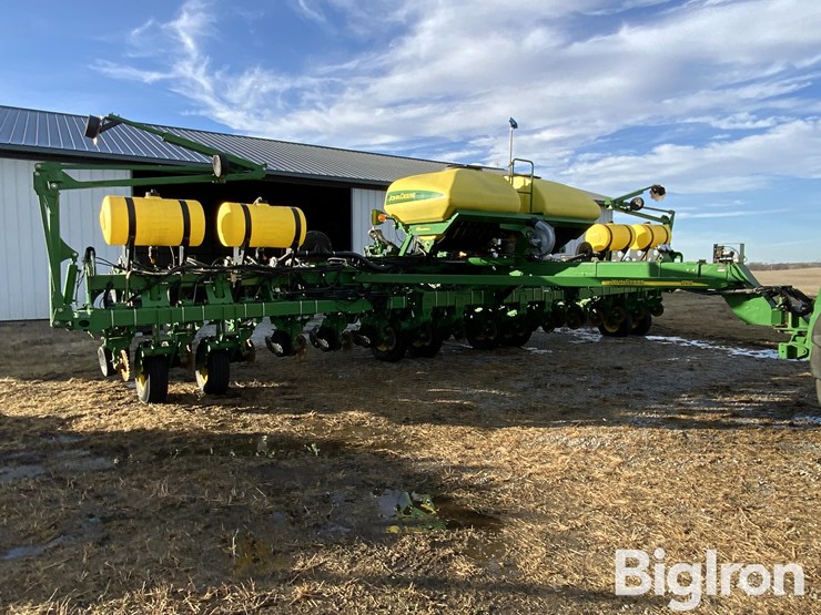2006-john-deere-1790-ccs-image-3