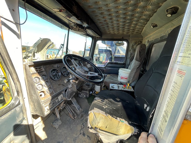 1997-kenworth-t800-image-56