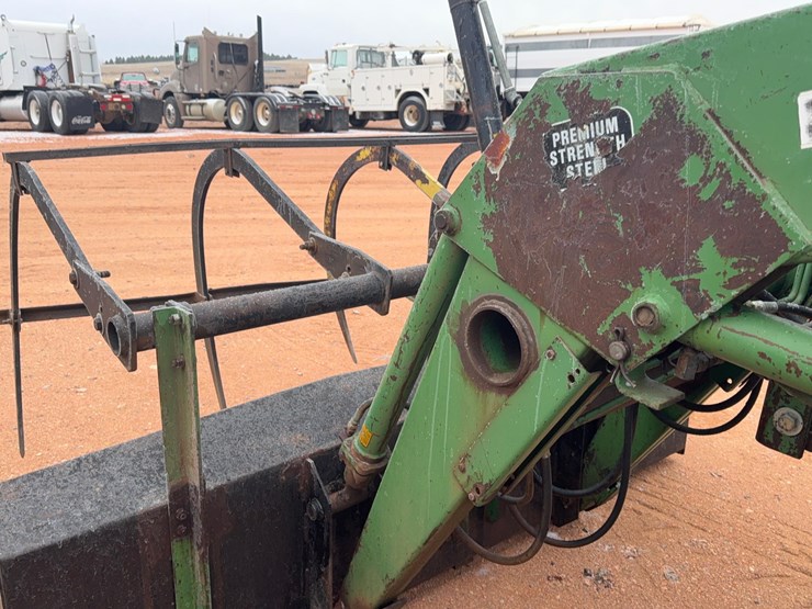 john-deere-4520-image-19