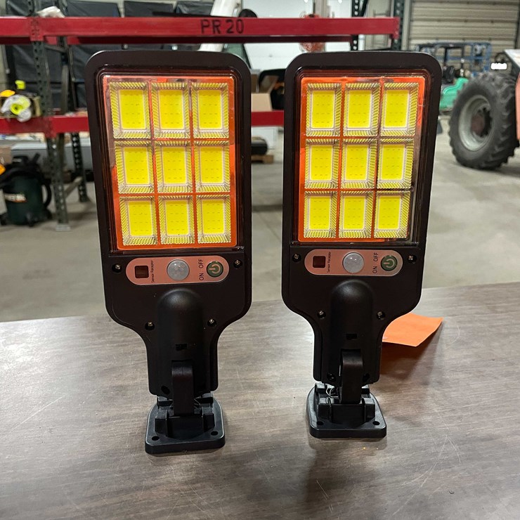 #2286 • (2) LED Parking Lot/ Yard Lights (PR10)