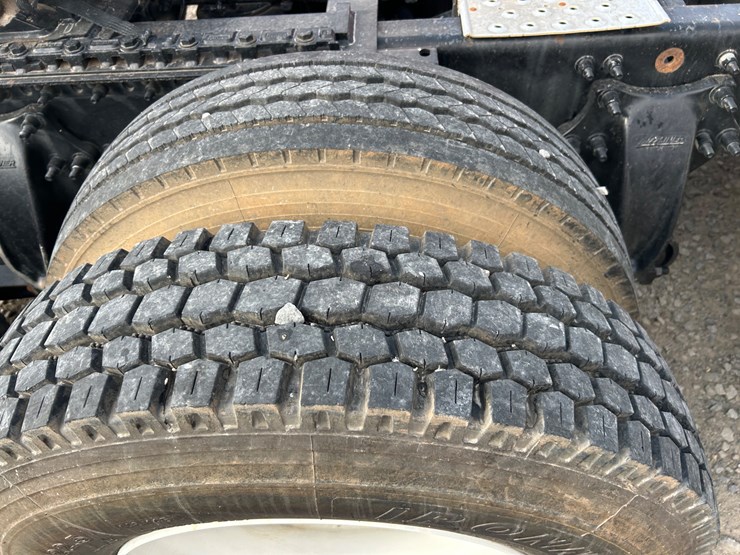 #37236-•-2016-freightliner-cascadia-t/a-daycab-truck-tractor-3akjgedv4gdhc4172-inv#-37236-image-16