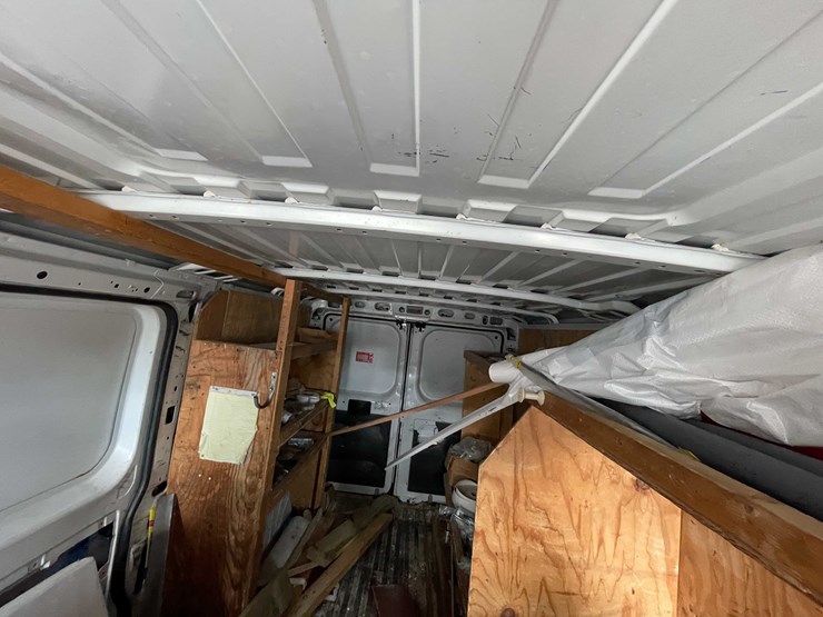 #1426-•-2016-white-ram-van-(has-wi-title)-(of)-image-54