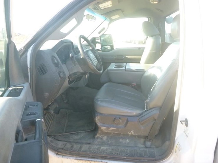 2011-ford-f250-image-8