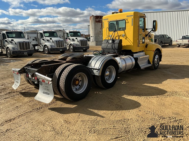 2012-kenworth-t660-image-5