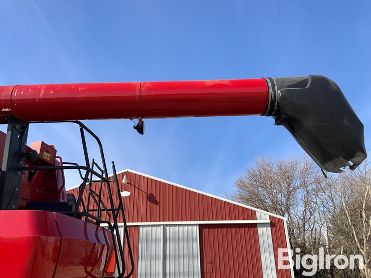 2010-case-ih-7088-image-9