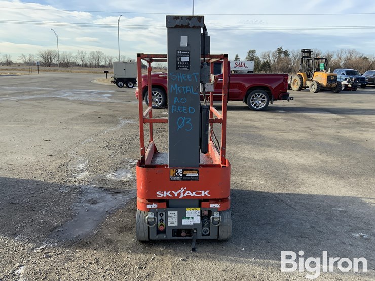 2017-skyjack-sj12-image-6