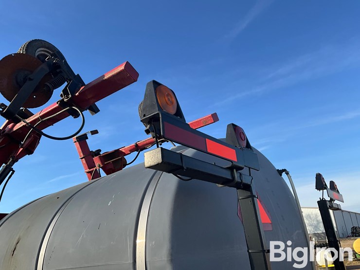 case-ih-2800-image-11