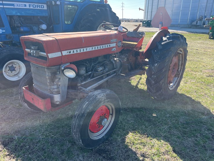 massey-ferguson-135-image-2