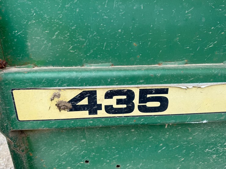 john-deere-435-image-6