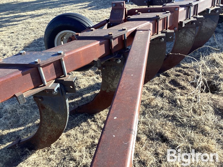 hiniker-vp-11-shank-ripper-image-18