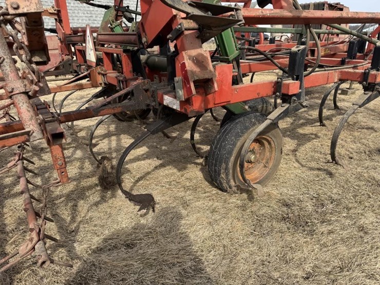 brillion-20'-field-cultivator-image-14