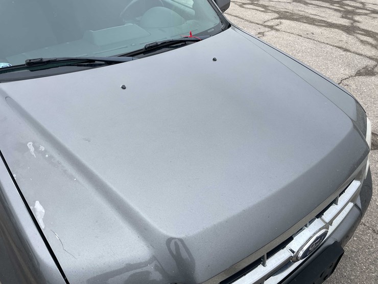 2011-ford-escape-image-16