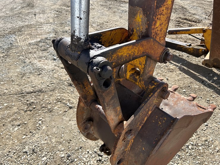 john-deere-350-image-35