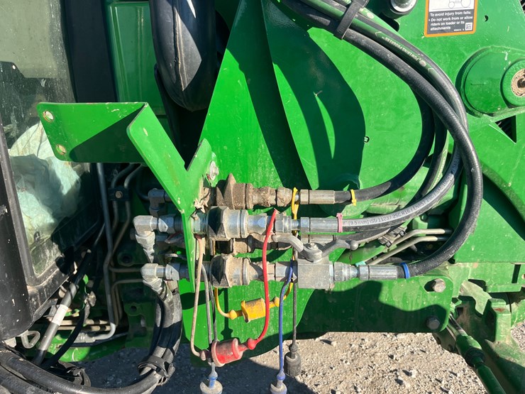 2015-john-deere-5100e-image-20