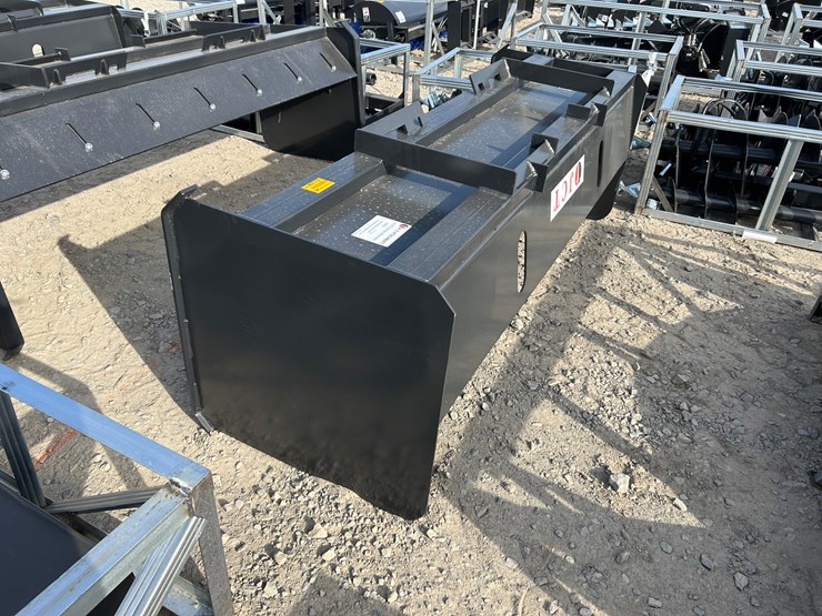 #2010-•-unused-96"-skid-steer-pusher-box-inv#-40773-image-1