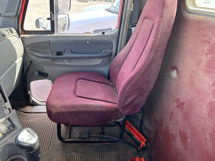 #36890-•-2006-freightliner-columbia-daycab-1fujf0cv16lv57509-inv#-36890-image-44