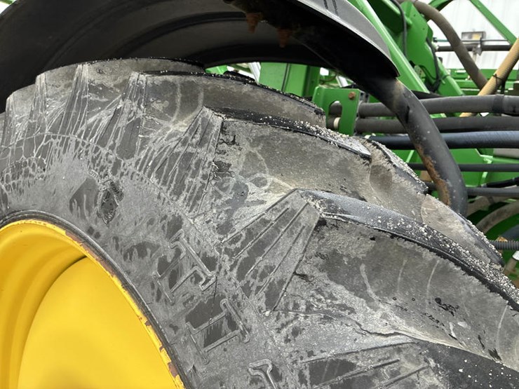 2015-john-deere-r4038-image-67