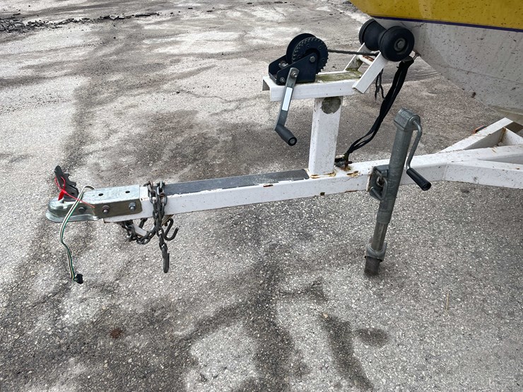 #1439-•-1998-fling-boat-with-trailer-(no-title)-(of)-image-47