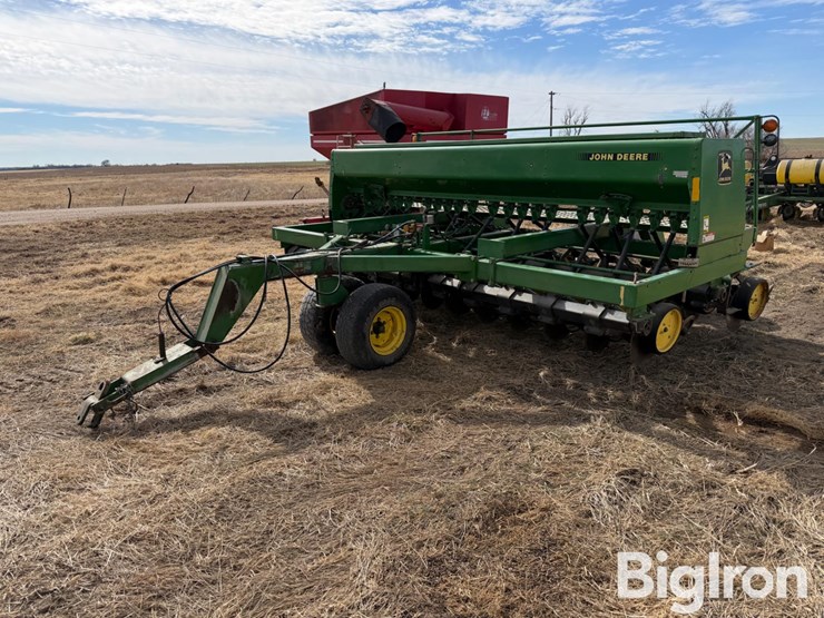 john-deere-750-image-9