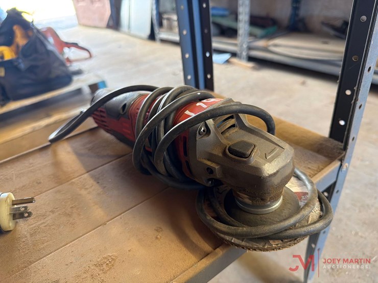 bauer-electric-angle-grinder-image-1