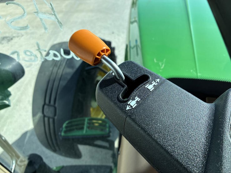 2010-john-deere-7730-image-58