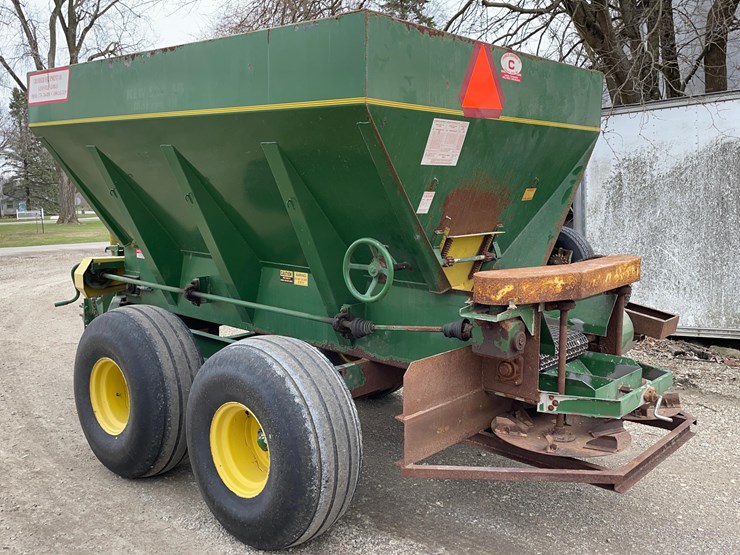 tag-#215,-chandler-spreader-image-5