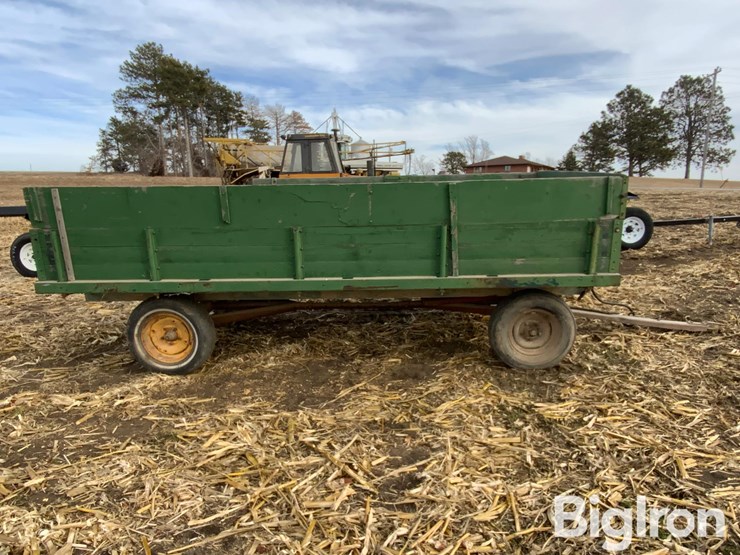 hydraulic-dump-wagon-image-4