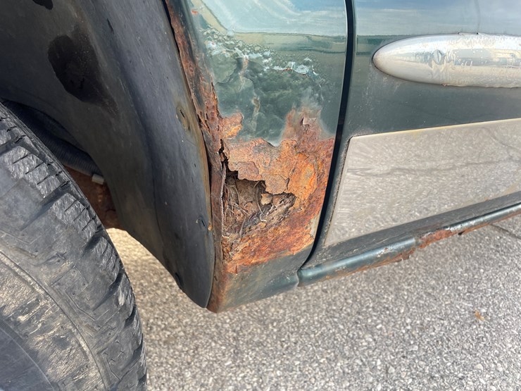 #1430-•-2002-green-gmc-sierra-(has-wi-title)-(of)-image-42