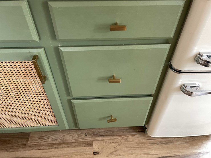 #1435-•-1978-airstream-land-yacht-31'---fully-remodeled,-road-ready-(has-wi-title)-(of)-image-76