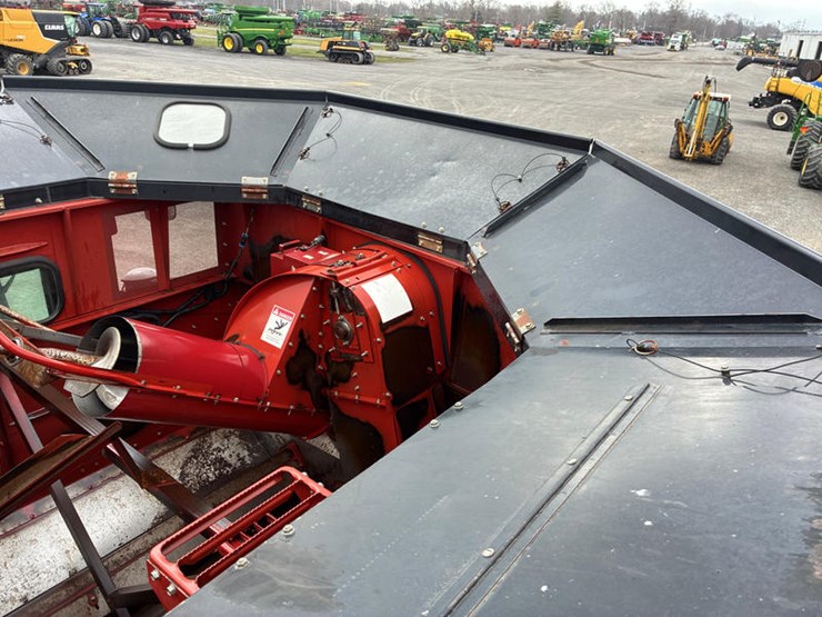 2008-case-ih-2588-image-90