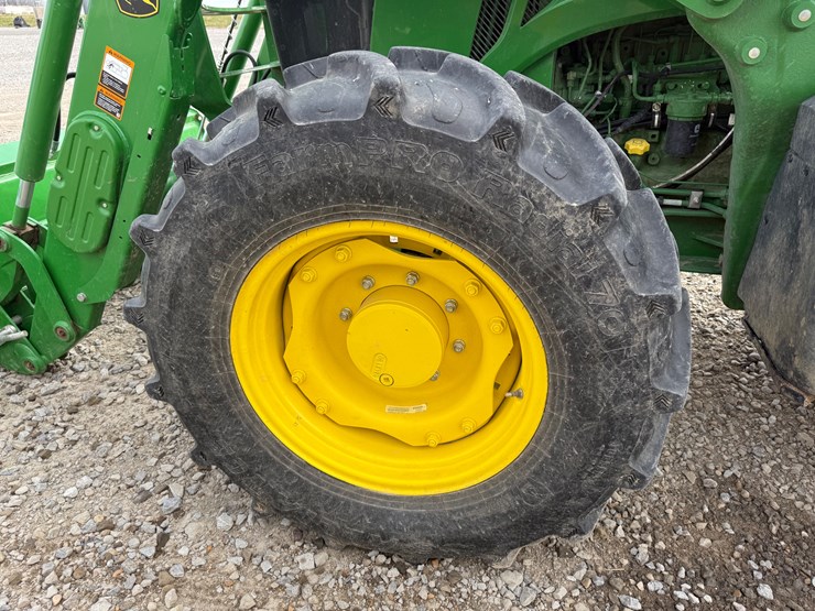 2024-john-deere-5130m-image-9