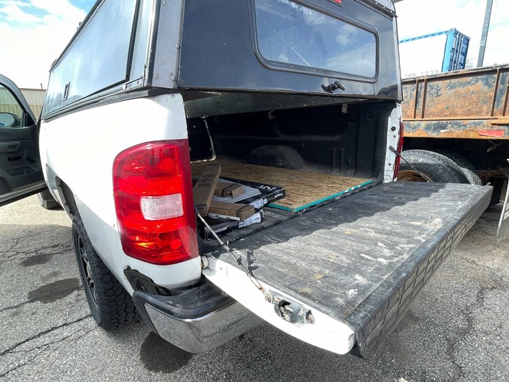 #1429-•-2008-white-chevy-silverado-(has-wi-title)-(of)-image-44