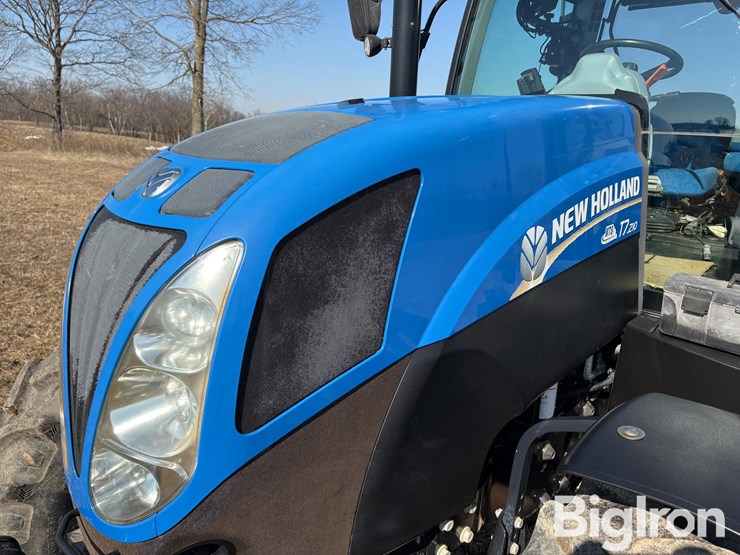 2015-new-holland-t7.210-image-13