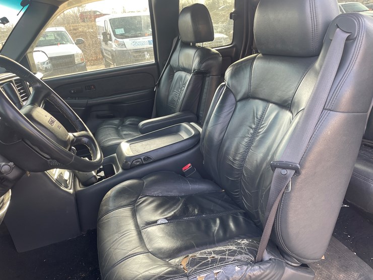 #1430-•-2002-green-gmc-sierra-(has-wi-title)-(of)-image-39