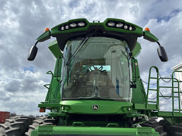 2013-john-deere-s680-image-12
