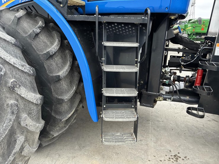 2013-new-holland-t9.505-image-33