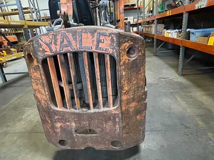 #1451-•-yale-5000-lb-lift-capacity-forklift-(pr4)-image-5