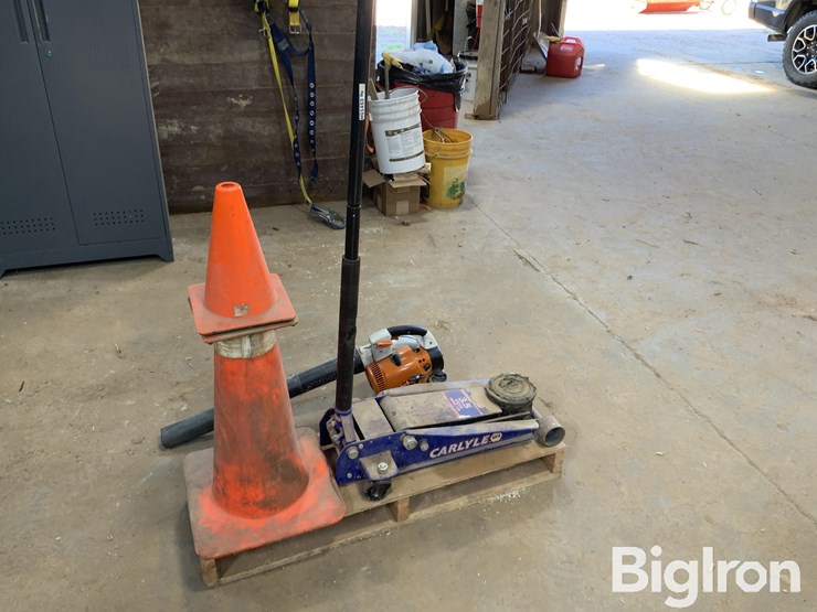 napa-3.5t-floor-jack-image-4