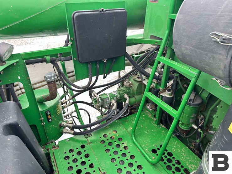 2006-john-deere-9860-sts-image-124
