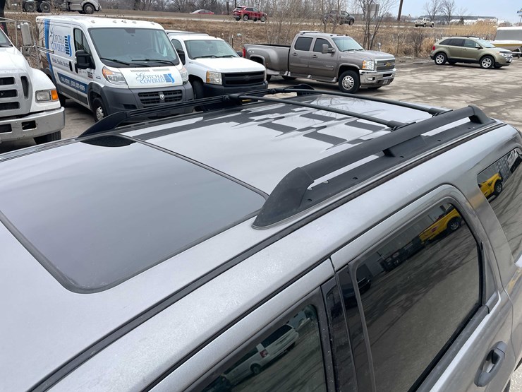 2011-ford-escape-image-39