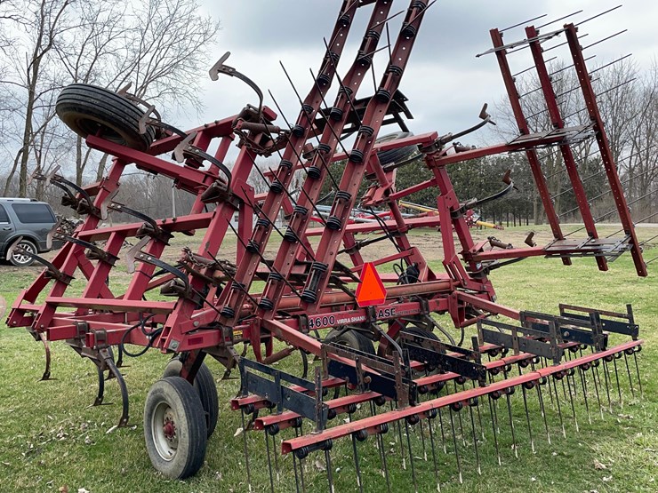 case-ih-4600-image-6