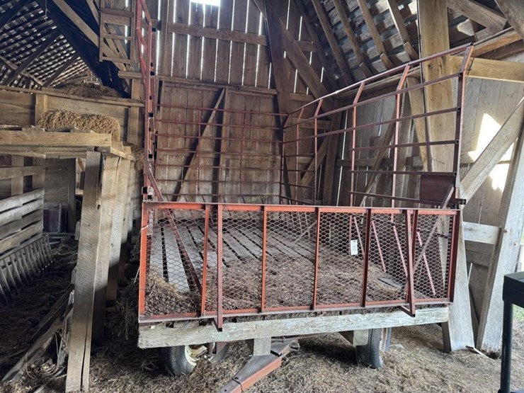 k&k-16'-bale-rack-&-gear-image-3