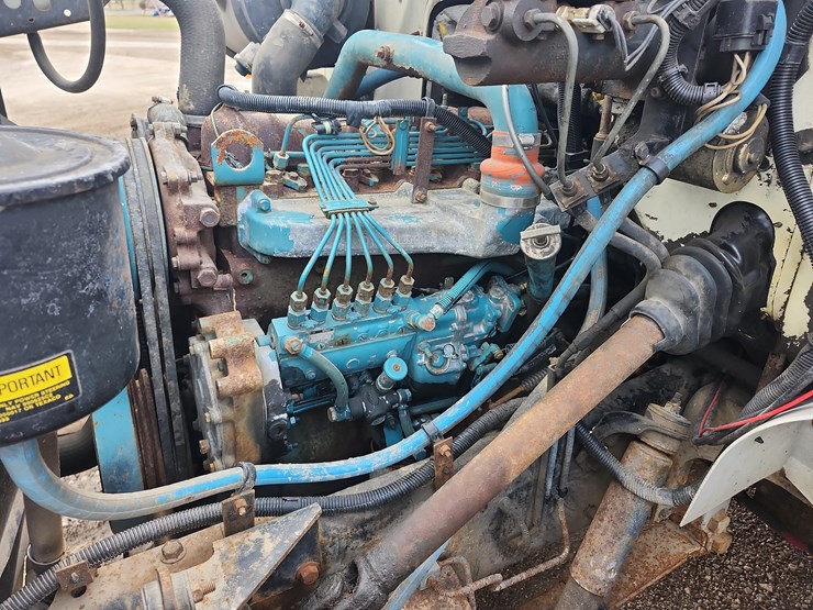 1989-case-ih-4700-image-28