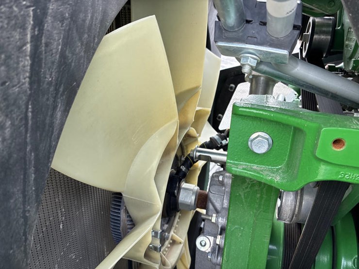 2024-john-deere-8rx-410-image-84