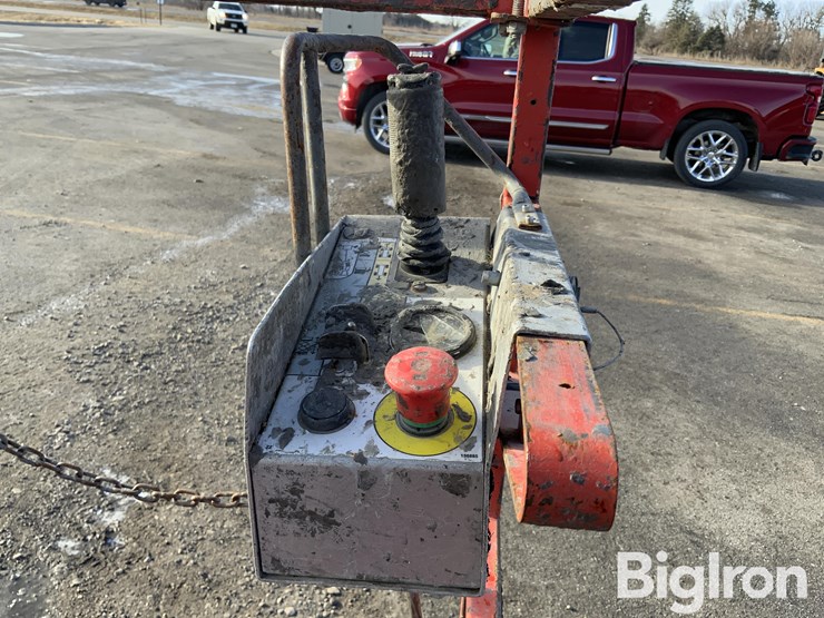 2017-skyjack-sj12-image-17