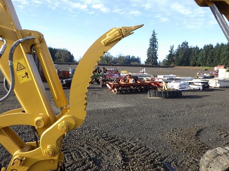 caterpillar-305.5-image-23