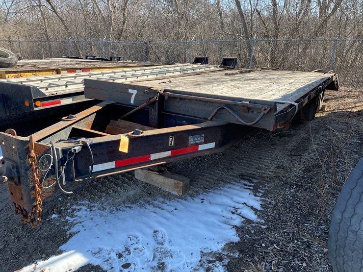 #6060-•-1995-true-line-tandem-axle-equipment-trailer-(has-wi-title)-image-1